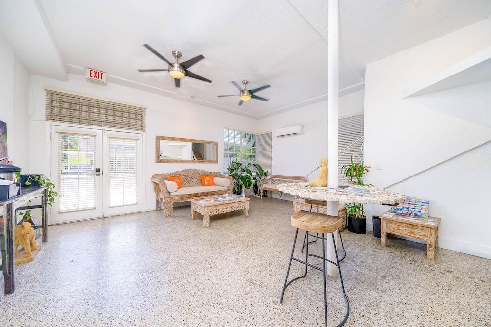 Treehouse Hotel Miami Eksteriør billede